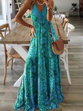 Sleeveless V-Neck Green Patterned Maxi Dress